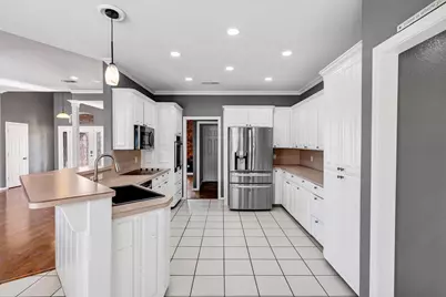 9219 Hanging Moss Drive, Granbury, TX 76049 - Photo 6