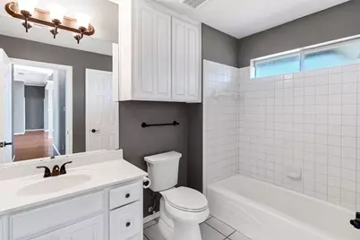 9219 Hanging Moss Drive, Granbury, TX 76049 - Photo 18