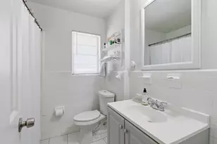 6565 Ascot Ln, Dallas, TX 75214 - Photo 16