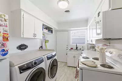 6565 Ascot Lane, Dallas, TX 75214 - Photo 24