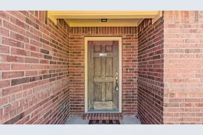 704 Cedar Cove Drive, Princeton, TX 75407 - Photo 4