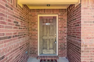 704 Cedar Cove Dr, Princeton, TX 75407 - Photo 4