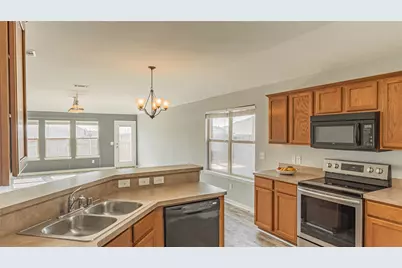 704 Cedar Cove Drive, Princeton, TX 75407 - Photo 10