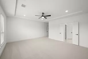 1001 E Hidden Lks Dr, DeSoto, TX 75115 - Photo 14