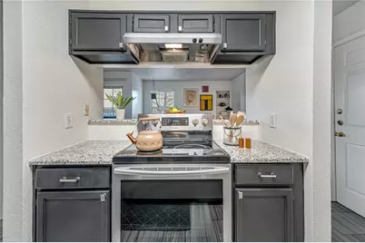 18333 Roehampton Drive #821, Dallas, TX 75252 - Photo 4