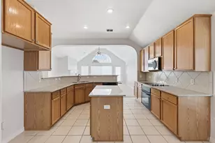 2706 Cedar Brook Dr, Garland, TX 75040 - Photo 10