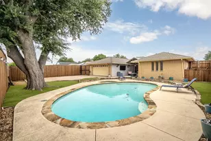 2214 Valley Mill, Carrollton, TX 75006 - Photo 32