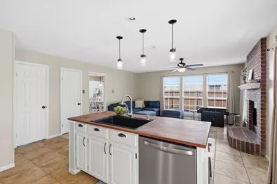 1520 Warwick Drive, Mansfield, TX 76063 - Photo 12