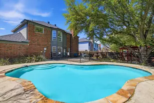 1520 Warwick Dr, Mansfield, TX 76063 - Photo 2