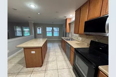 10608 Colfax Drive, McKinney, TX 75072 - Photo 6