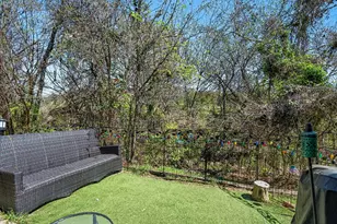 237 Shady Ln Dr, Fort Worth, TX 76112 - Photo 10