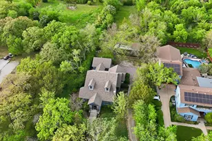 2044 W Oak St, Denton, TX 76201 - Photo 30