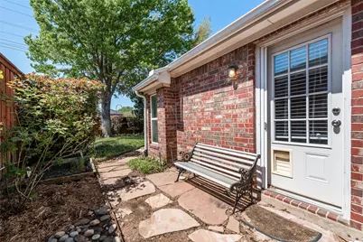 2112 Wallbrook Drive, Lewisville, TX 75067 - Photo 28