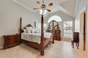 2112 Wallbrook Dr, Lewisville, TX 75067 - Photo 20