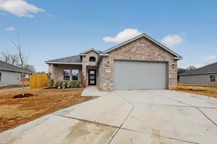 10126 Budtime Ln, Dallas, TX 75217 - Photo 1