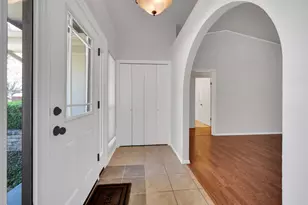 1022 Byron Ln, Arlington, TX 76012 - Photo 16