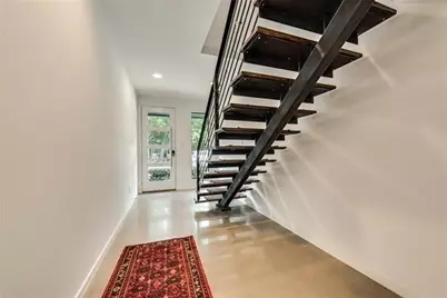 2222 N Prairie Avenue #2, Dallas, TX 75204 - Photo 32