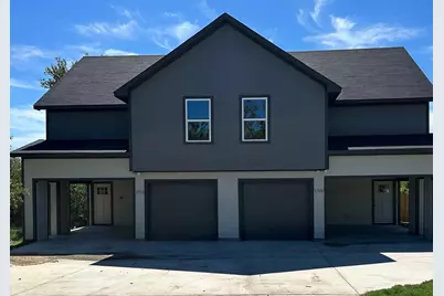 1700 E Powell Avenue, Fort Worth, TX 76104 - Photo 1