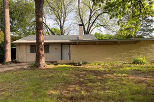 518 W Lovers Ln, Arlington, TX 76010 - Photo 6