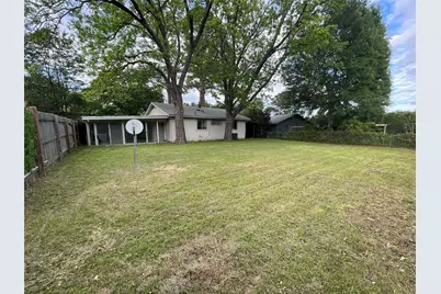 518 W Lovers Lane, Arlington, TX 76010 - Photo 12