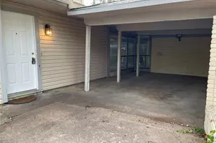 518 W Lovers Ln, Arlington, TX 76010 - Photo 8