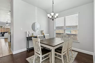 916 Llano Falls Drive, McKinney, TX 75071 - Photo 4