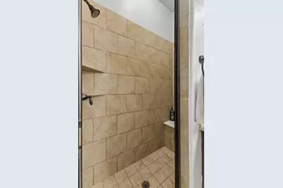 916 Llano Falls Drive, McKinney, TX 75071 - Photo 12