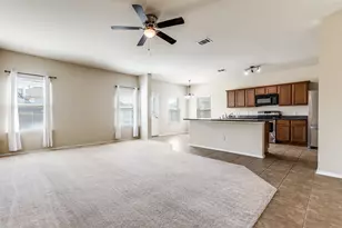 427 Paddock Ln, Celina, TX 75009 - Photo 6