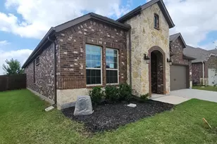 11132 Canyon Oak St, Aubrey, TX 76227 - Photo 2