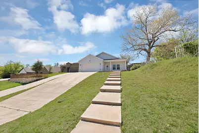 3015 Columbus Avenue, Fort Worth, TX 76106 - Photo 2