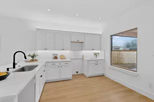 10129 Budtime Ln, Dallas, TX 75217 - Photo 8