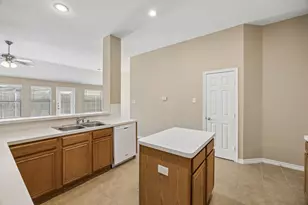 9508 Fox Hill Dr, Fort Worth, TX 76131 - Photo 8