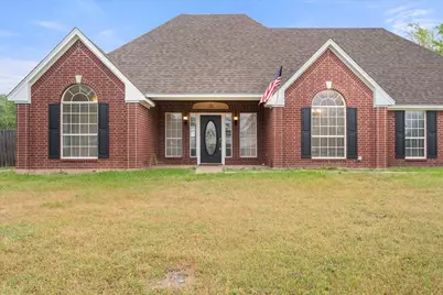 462 Tracy Lane, Fairfield, TX 75840 - Photo 1
