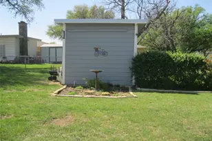 1308 W Dyer St, Breckenridge, TX 76424 - Photo 38