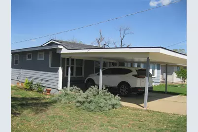 1308 W Dyer Street, Breckenridge, TX 76424 - Photo 2