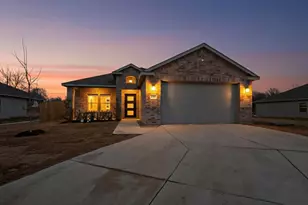 10145 Budtime Ln, Dallas, TX 75217 - Photo 2
