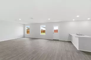 805 Bluffview Dr, Cleburne, TX 76031 - Photo 10