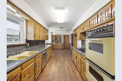 1901 Yorkstown Drive, Ennis, TX 75119 - Photo 10