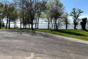 773 Sunset Ct, Mabank, TX 75143 - Photo 1