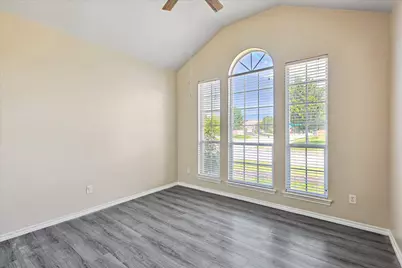 4800 Valley Springs Trail, Fort Worth, TX 76244 - Photo 6