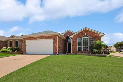 4800 Valley Springs Trail, Fort Worth, TX 76244 - Photo 2