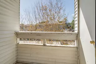 7431 Holly Hill Dr, Dallas, TX 75231 - Photo 20