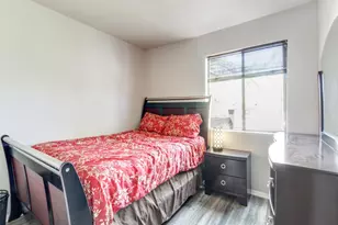 7431 Holly Hill Dr, Dallas, TX 75231 - Photo 18