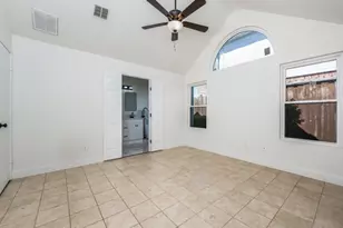 1810 Crosshaven Dr, Lewisville, TX 75077 - Photo 6