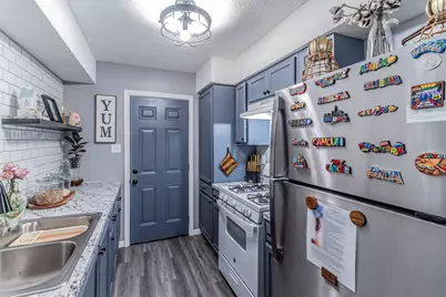 104 N Hillside Street, Red Oak, TX 75154 - Photo 6