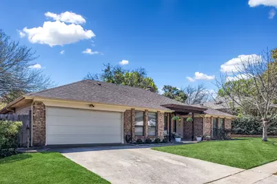 903 Forest Trail Court, Euless, TX 76039 - Photo 2