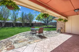 903 Forest Trail Ct, Euless, TX 76039 - Photo 38