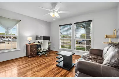 801 Holly Drive, Garland, TX 75040 - Photo 20