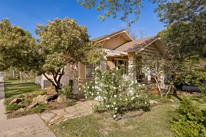 408 Heard Street, McKinney, TX 75069 - Photo 2
