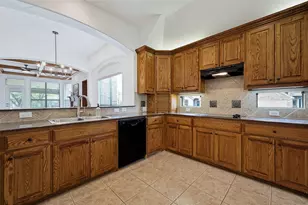 389 Saddleback Dr, Fairview, TX 75069 - Photo 6